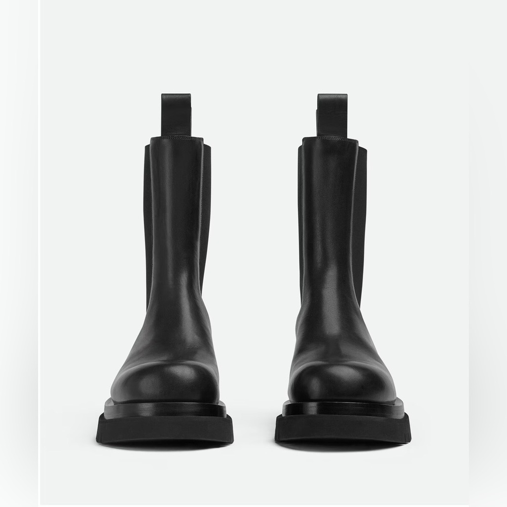 Bottega Veneta Lug Sole Chelsea Boot - Picture 6 of 12